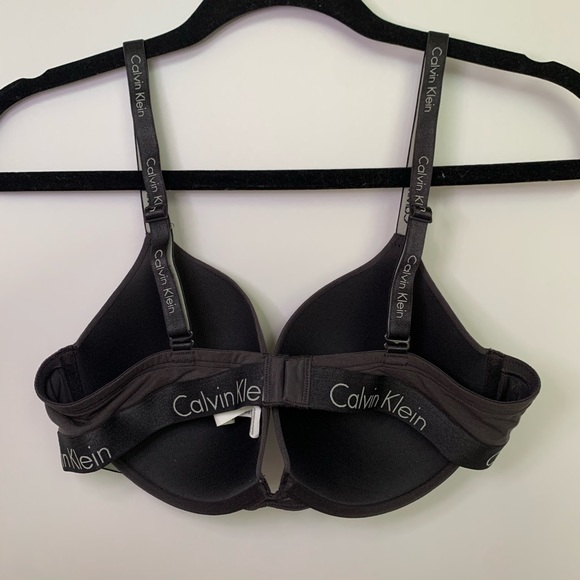 Calvin Klein Bra Bundle - Picture 3 of 4